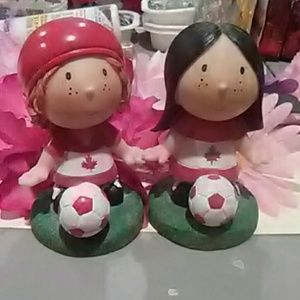 Canada SOCCER PLAYERS FIGURINES